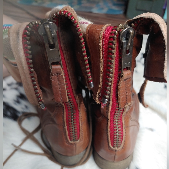 Steve Madden Back Zipper Serape Blanket Boots Ladies Size 7.5 - 8 Brown Leather - Picture 3 of 8